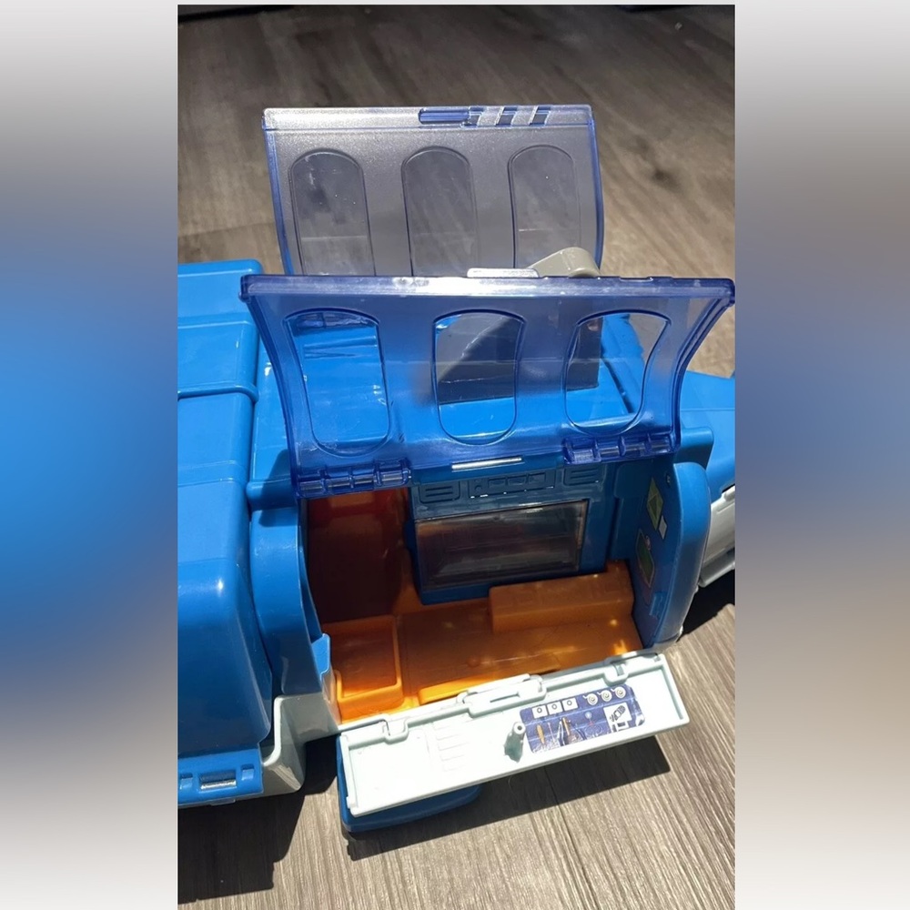 OCTONAUTS Gup W Rescue Reef Playset Working Lights & Rescue Tank Year 2018 - Picture 13 of 15